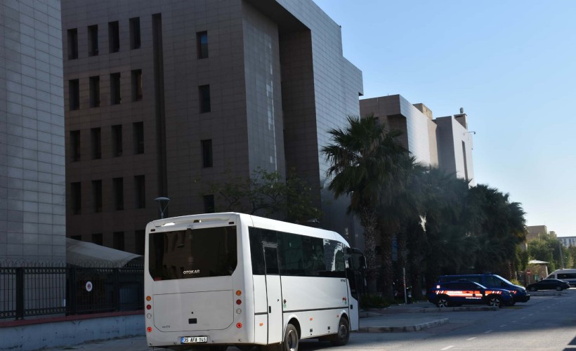 İzmir'deki 'İZBETON' soruşturmasında 9 şüpheli tutuklandı
