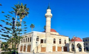 İstanköy'ün simgesi İbrahim Efendi yeniden ayağa kalktı