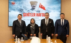 İzmir Adliyesi’nde Şehitler Haftası anması: Şehit yakınları ağırlandı