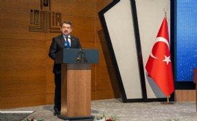 İzmir Cumhuriyet Başsavcısı Yeldan: Uyuşturucuyla mücadele ailelerimizi koruma mücadelesidir