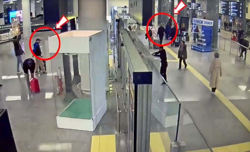 İzmir Havalimanı'nda yakalandılar: Midelerinden 1 kilo eroin çıktı!