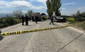 İzmir'de feci kaza: 1 ölü 3 yaralı... Kazaya neden olan sürücü kaçtı!