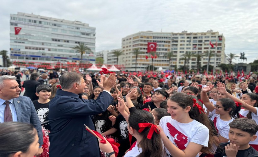 İzmir’de 23 Nisan coşkusu