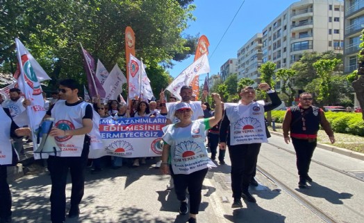İzmir’de emekçilerden güçlü mesaj: 'Hak gaspına boyun eğmeyeceğiz'