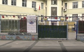 İzmir’de veliler endişeli: 'Okula korkuyla gönderiyoruz'
