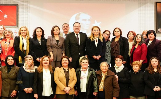 Kadın Belediye Başkanları 3 Nisan'ın yıl dönümünde bir arada