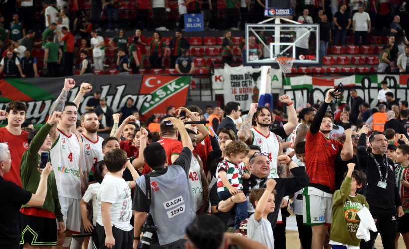 Kaf-Kaf son salisede kazandı umudunu sürdürdü: 68-67