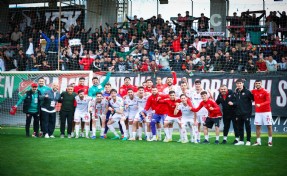 Karşıyaka Play-Off'a bileniyor: İlk maç deplasmanda