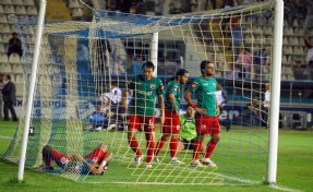 Karşıyaka Play-Off lanetini bu kez yenecek