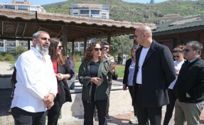 Karşıyaka’nın parklarına modern dokunuş: Başkan Ünsal çalışmaları yerinde inceledi