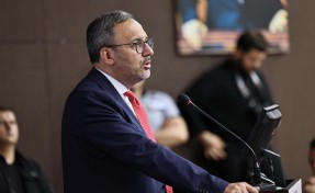 Kasapoğlu: Attığınız imzaların asıl sahibinin millet olduğunu bir an bile aklınızdan çıkarmayın