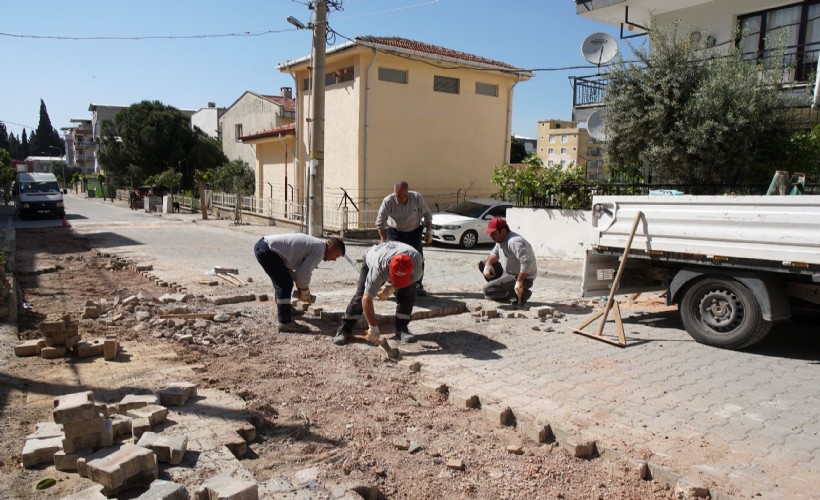 Kemalpaşa'da yol çalışmaları tam gaz!