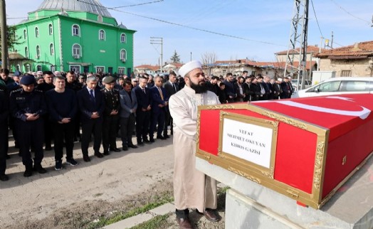 Kıbrıs gazisi askeri törenle uğurlandı