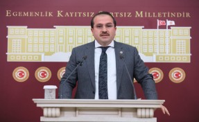 Kırkpınar’dan Tugay’a sert çıkış: 'Topu sürekli taca atıyor'