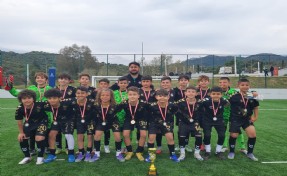 Altay U11’den 23 Nisan kupasında şampiyonluk sevinci
