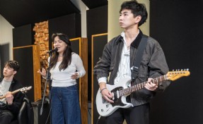 Stüdyo Kültürpark Kazakistanlı müzik grubuna kapılarını açtı