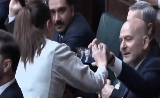 Süleyman Soylu’nun gazeteciyle yaşadığı anlar gündem oldu: CHP'den sert tepki geldi!