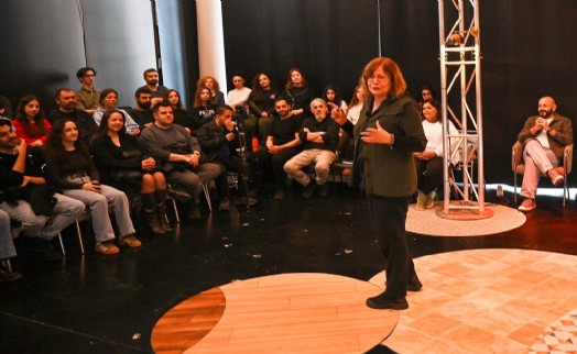 Tiyatronun binlerce yıllık yolculuğu Bornova’da anlatıldı