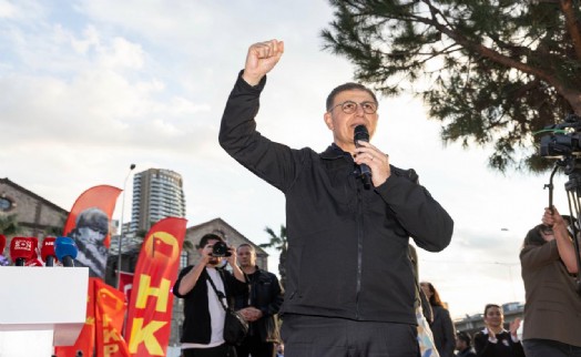 Tugay Meslek Fabrikası mitinginde net konuştu: Ben Cemil Tugay, o binaya gireceğim!