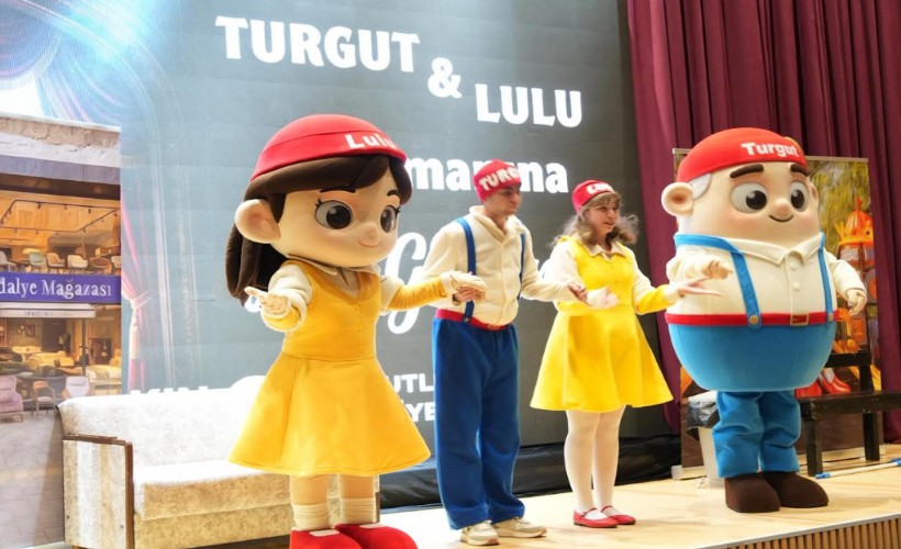 Turgutlu’da yeni dönem: Turgut ve Lulu sahneye çıktı