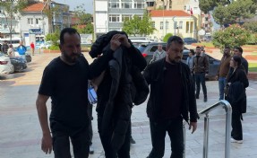Uyuşturucu imalathanesine baskında 92 bin sentetik hap ele geçirildi