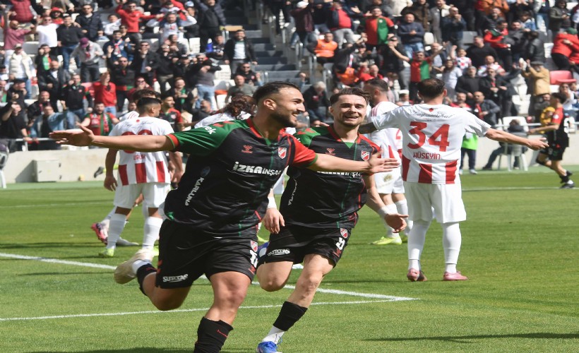 Vurduğun gol olsun Kaf-Kaf!