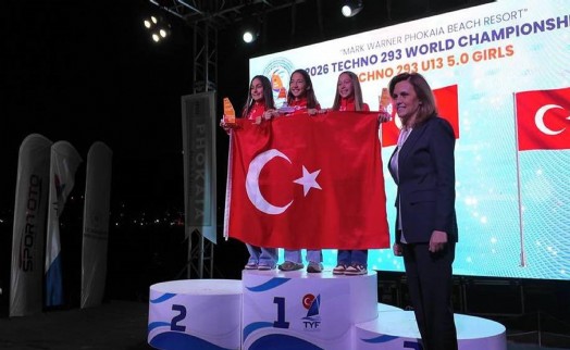 Windsurf Techno 293'te şampiyonlar kürsüye çıktı
