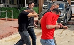 'Dur’ ihtarına uymayan sürücü takip sırasında kaza yaptı; 2 tutuklama