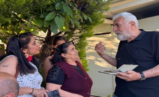 50 yıllık hasret İzmir’de bitti: Ünlü sanatçı Ali Ekber Eren'in duygusal anları!