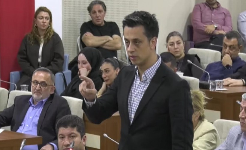 AK Partili Eroğlu'ndan Karabağlar lansmanına 'usulsüzlük' iddiası: Bu işi tarihe not düşelim, ilerde çok konuşulur!