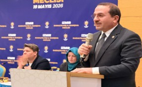 AK Partili Kırkpınar’dan Cemil Tugay’a: 'İzmir'e yazık oluyor'
