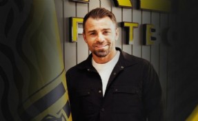 Aliağa FK'da sportif direktör Erdem Özgenç oldu