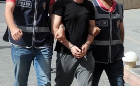 Aranan 2 hükümlü yakalandı