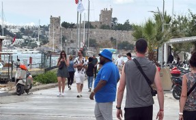 Bodrum’a çifte kruvaziyer ile turist akını