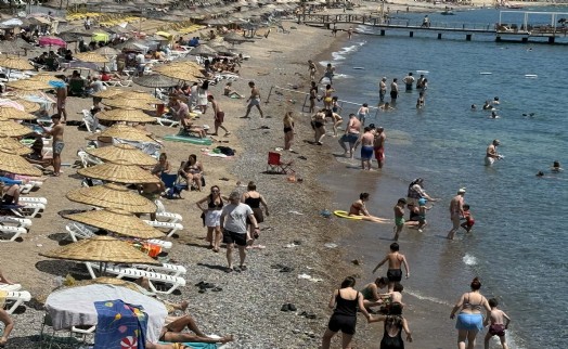 Bodrum’da Kurban Bayramı'nın ilk gününde sahillerde yoğunluk