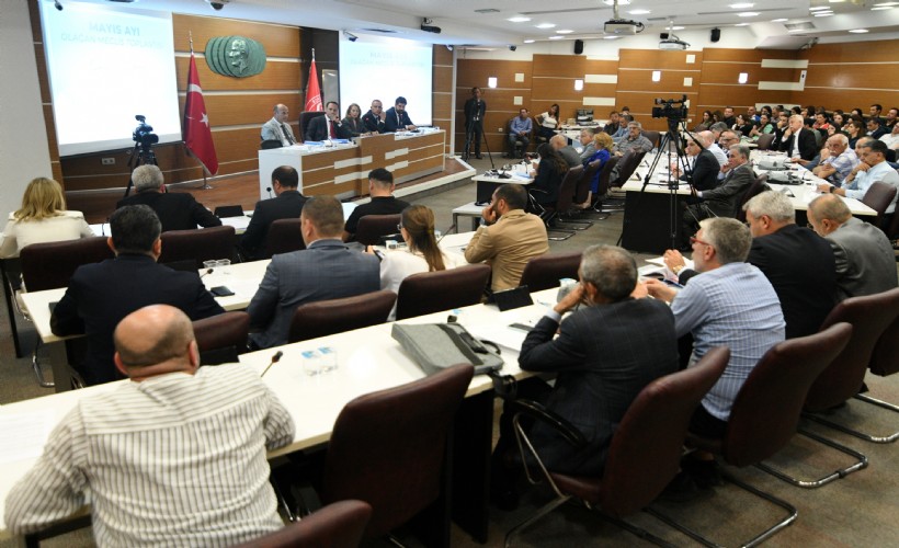 Bornova'da kesin hesaba meclis onayı: AK Parti ile CHP arasında 'yatırım' tartışması