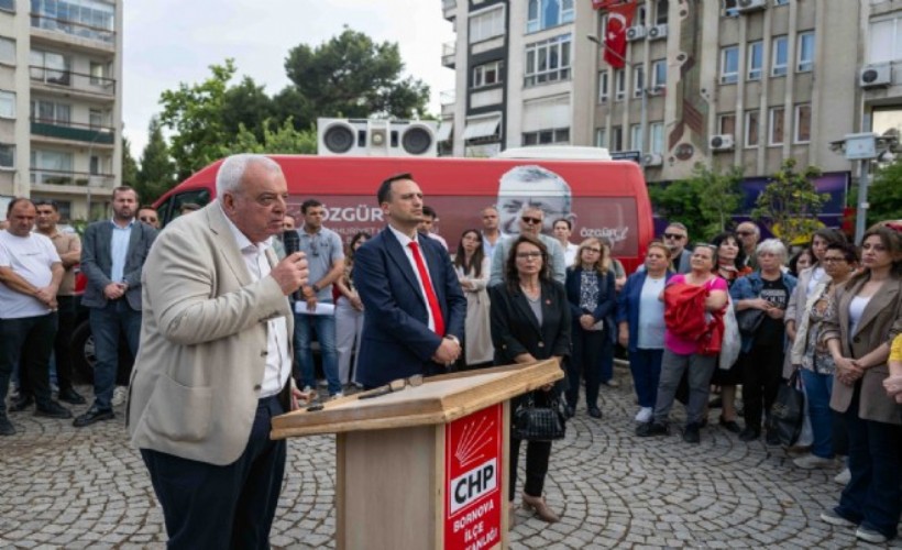 CHP Bornova'dan Özgür Özel'e destek: 'Nezdimizde hiçbir geçerliliği yoktur'