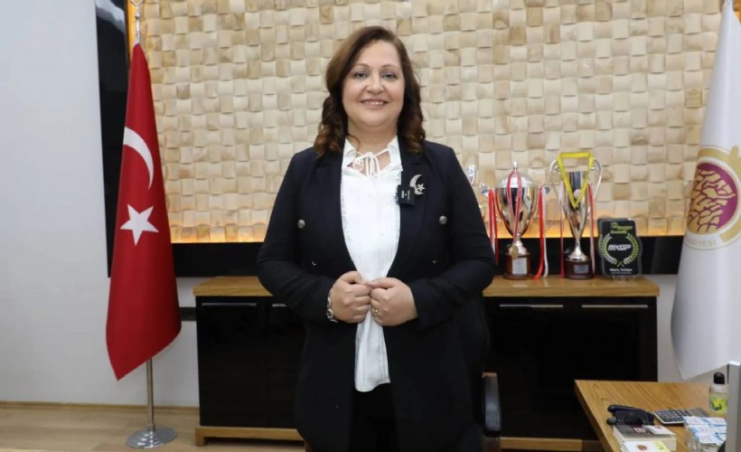CHP'den ihracı istenen Burcu Köksal istifa etti!