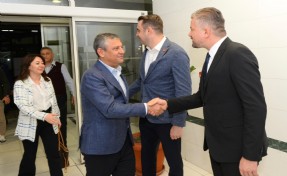 CHP lideri Özel İzmir'de!