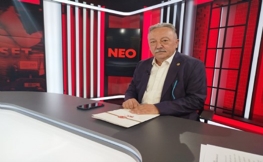 CHP’li Tacettin Bayır'dan çarpıcı değerlendirmeler: 'Hukuk siyasetin sopası oldu, bölünürsek iktidarın ekmeğine yağ süreriz'