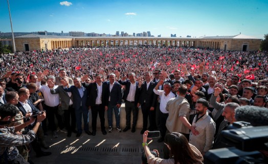 Çağatay Güç'ten Ankara'da sert mesajlar: 'CHP saraydan yönetilemez, kayyuma boyun eğmeyiz!'