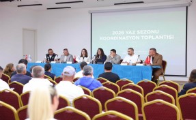 Çeşme Belediyesi 2026 yaz sezonu öncesi esnafla bir araya geldi