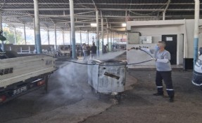 Çiğli Belediyesi bayramda da temizlik mesaisini sürdürdü