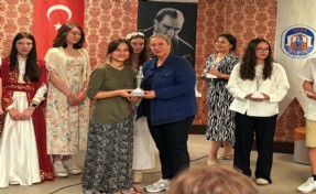 Efes Selçuklu öğrenciler mübadeleyi müzik ve tiyatro ile anlattı
