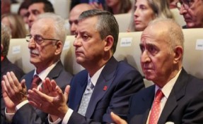 Eski CHP Genel Başkanı'ndan Özgür Özel'e destek mesajı!