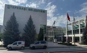 Eskişehir Tepebaşı Belediyesi'ne operasyon: Gözaltılar var!