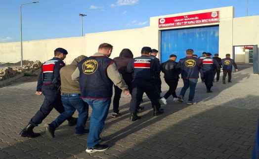 Faili meçhul hırsızlık olaylarına 5 tutuklama