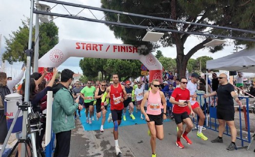 Foça'da maraton coşkusu