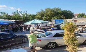Foça'da pazarcıların kavgası: 7 gözaltı