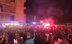 Galatasaray'ın şampiyonluğu İzmir'de coşkuyla kutlandı